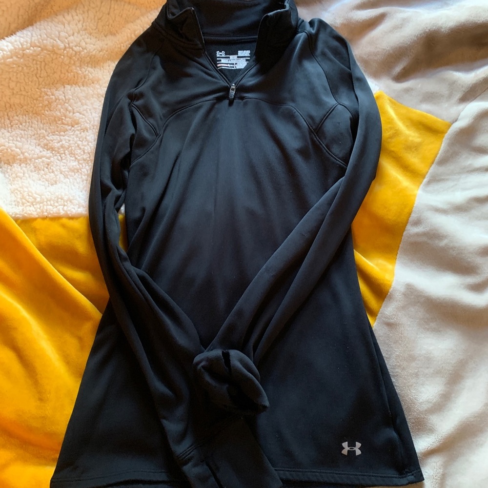 UNDER ARMOR LONG SLEEVE